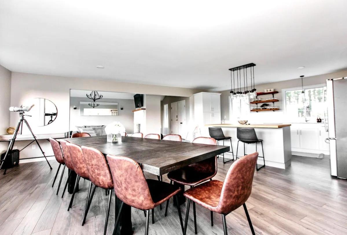 Stunning Home With Amazing Views Near The City Victoria Exteriör bild