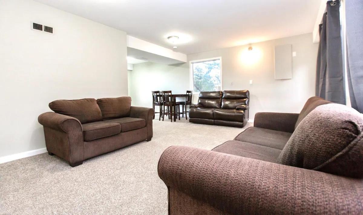 Stunning Home With Amazing Views Near The City Victoria Exteriör bild